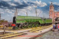 R3984 Hornby P2 2-8-2 Steam Loco number 2002 "Earl Marischal" in LNER Green livery - Era 3